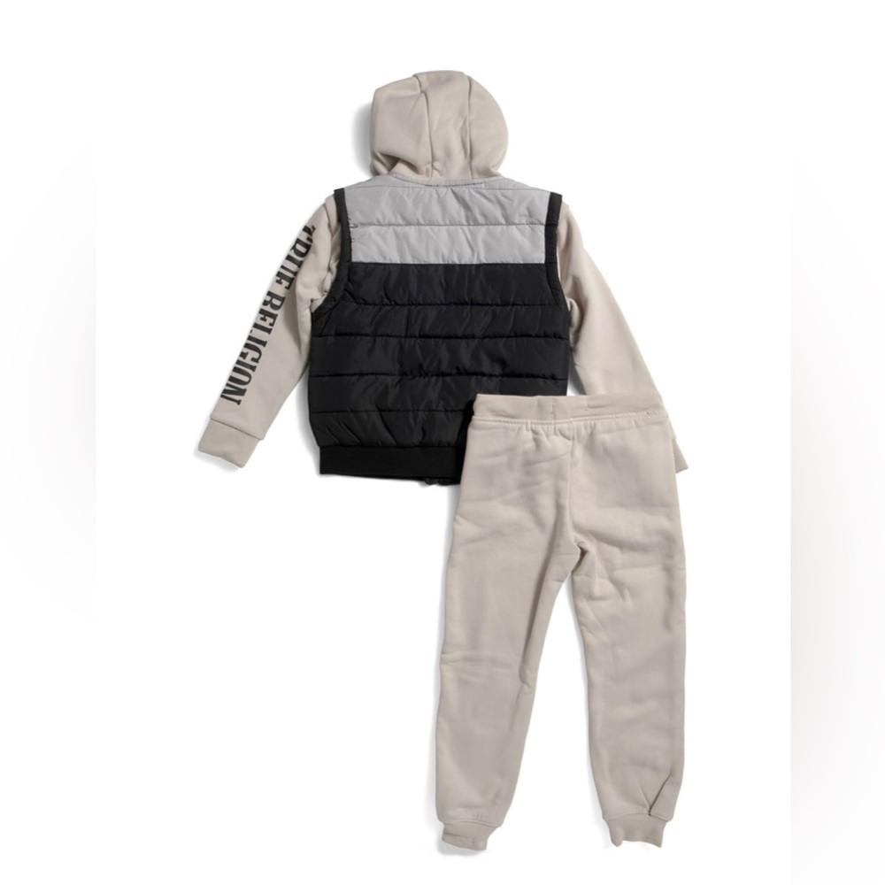 True Religion, boy set, size 5/6 - Picture 2 of 2